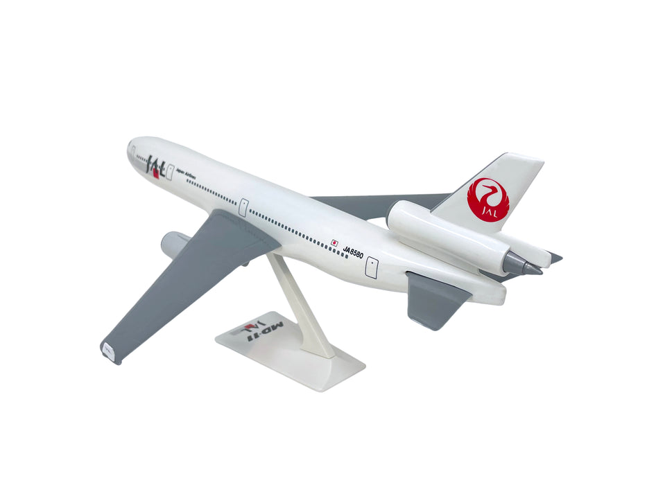 Japan Airlines (89-03) MD-11 Airplane Miniature Model Plastic Snap-Fit 1:200 Part# AMD-01100H-016