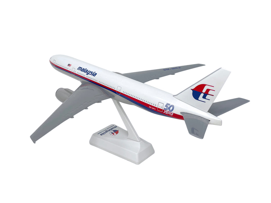 Malaysia 50th Anniversary. Boeing 777-200 Airplane Miniature Model Snap Fit 1:200 Part#ABO-77720H-016