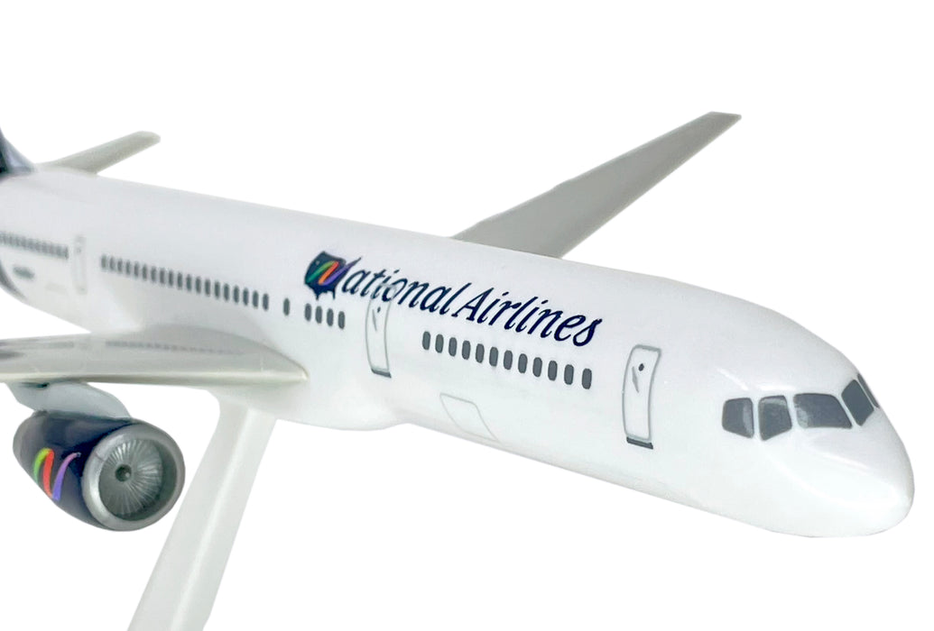 National (99-02) 757-200 Avion Miniature Modèle Plastique Snap Fit 1:200 Pièce # ABO-75720H-044