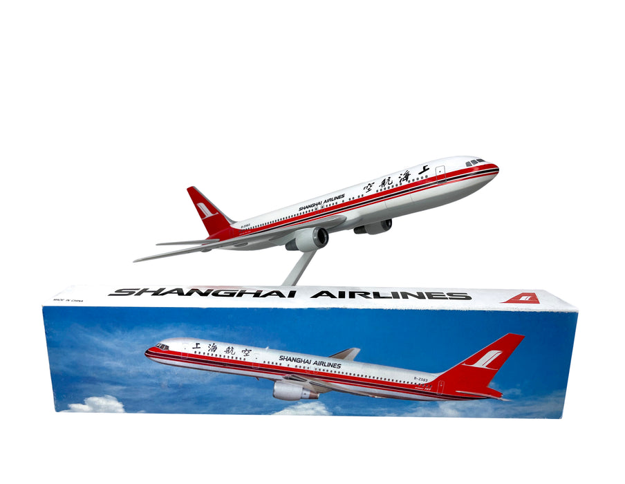 Shanghai Airlines 767-300 Avión Miniatura Modelo Plástico Snap-Fit 1:200 Parte # ABO-76730H-029
