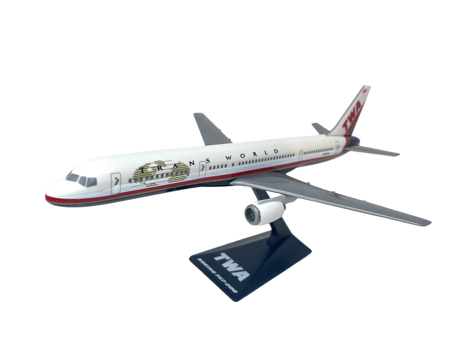 TWA (95-01) 757-200 Modelo de avión en miniatura Plástico Snap-Fit 1:200 Parte # ABO-75720H-029
