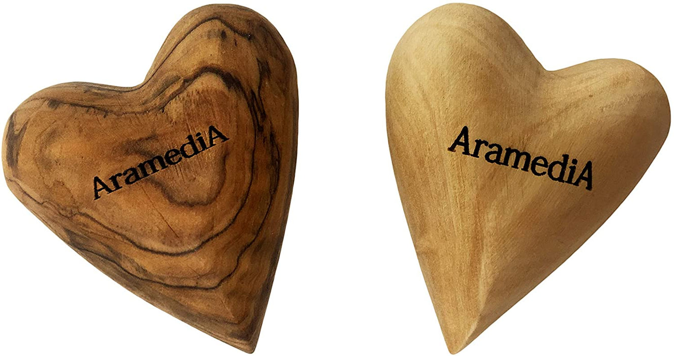 Cœur en bois d'olivier de taille moyenne fabriqué à la main en terre sainte par des artisans - Lot de 2 – 7,6 x 6,3 cm (pouces)