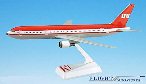 LTU German Leisure Airline 767-300 Modelo de avión en miniatura Plástico Snap-Fit 1:200 Parte # ABO-76730H-027