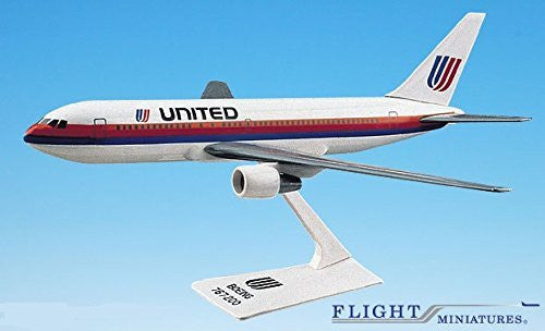 United (76-93) 767-200 Modèle miniature d'avion en plastique Snap-Fit 1:200 Part # ABO-76720H-002
